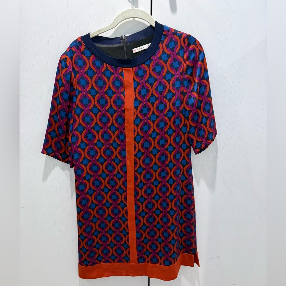 Geometric Print Short-Sleeve Tunic Dress